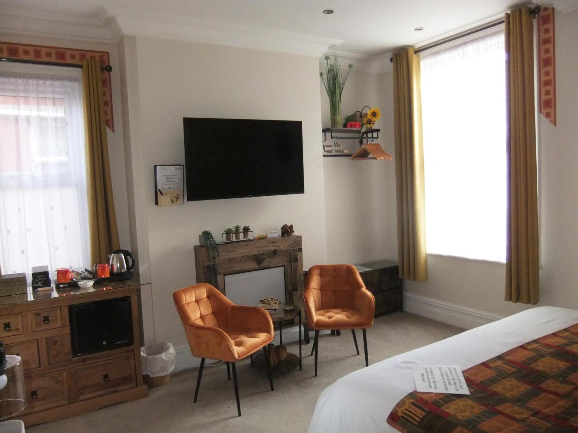 Fourrooms - Couples Only, Blackpool